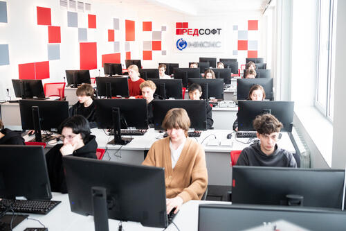 MISIS University Opens a Full-Cycle IT Lab in Partnership with RED SOFT